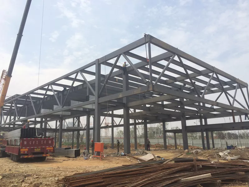 Steel frame constructione