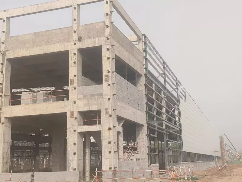 Steel structuram CELLA constructione