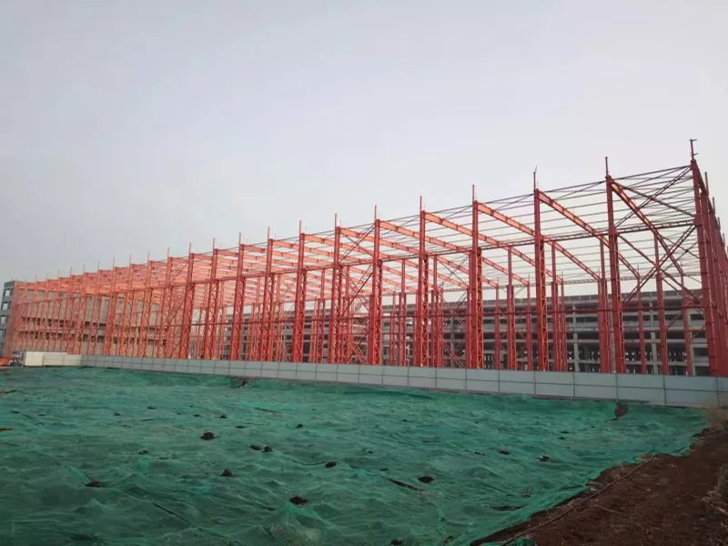 Steel CELLA Workshop ferro structuram